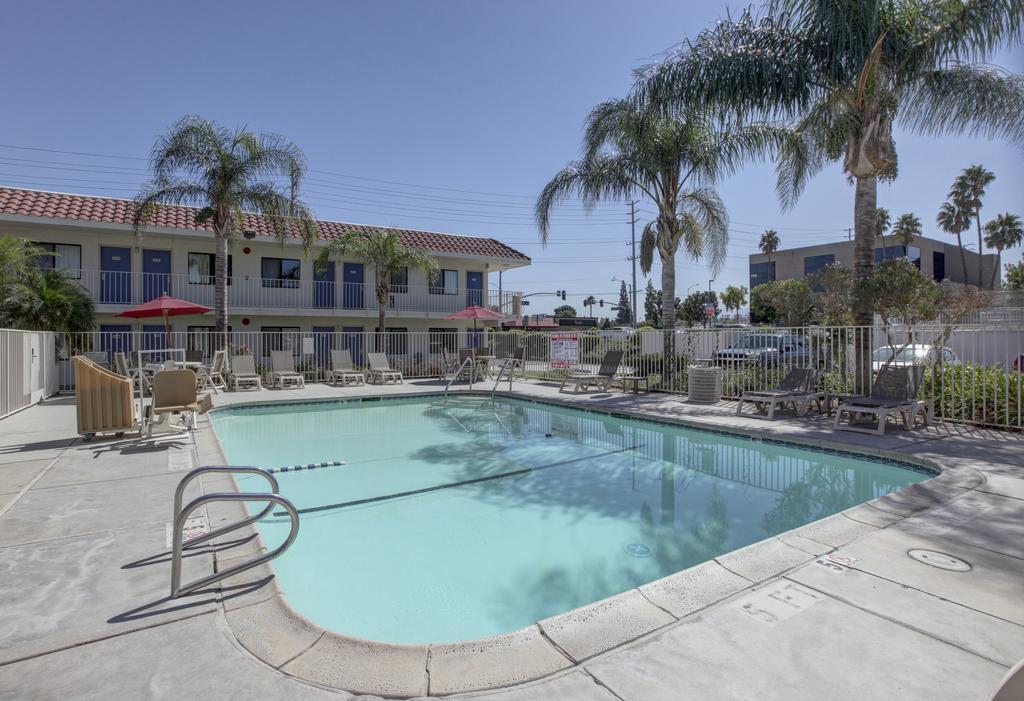 Motel 6-Corona, Ca Экстерьер фото