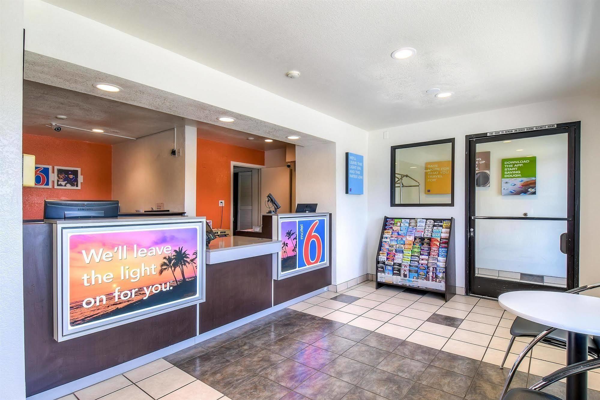Motel 6-Corona, Ca Экстерьер фото